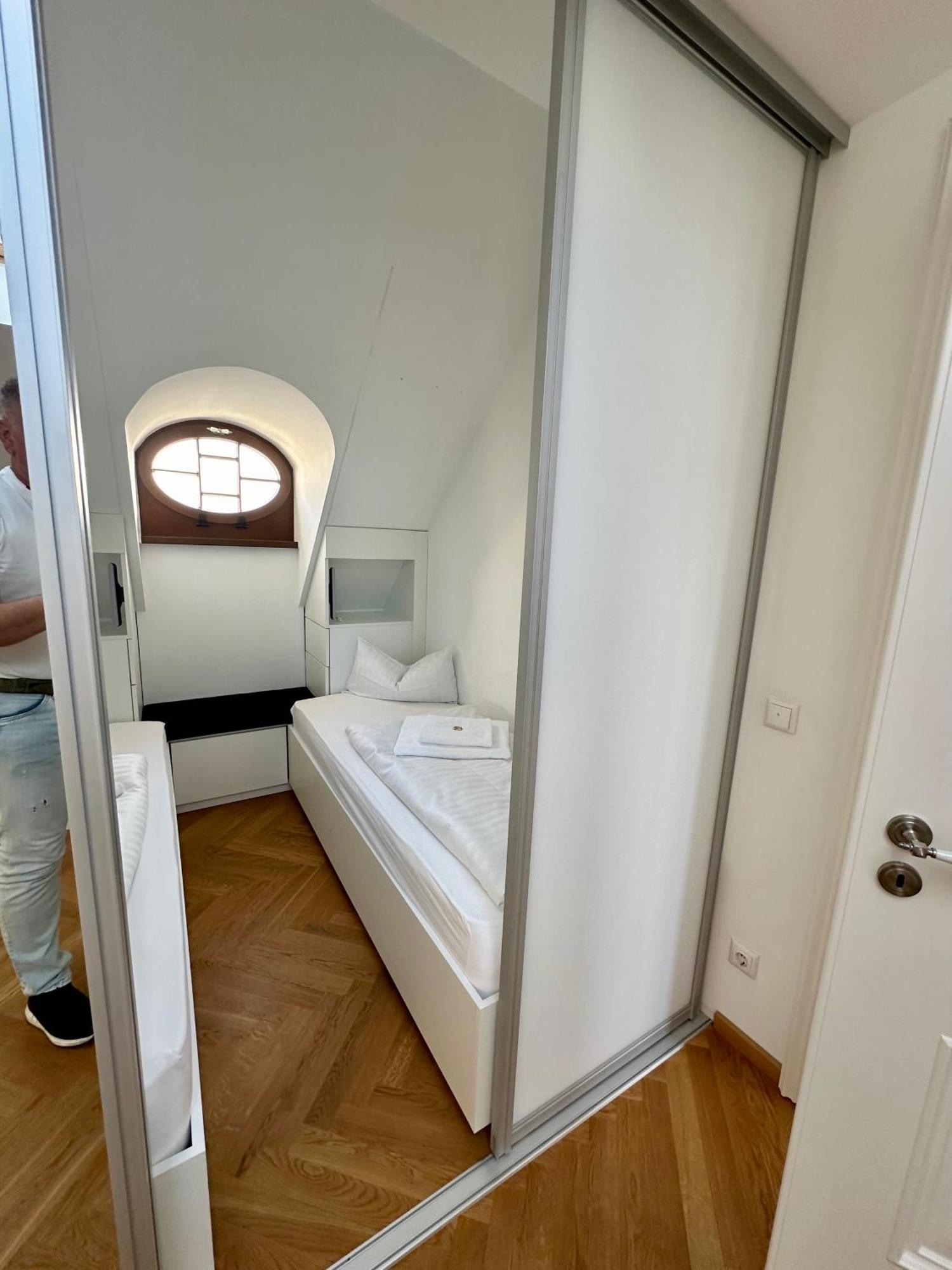 Luxus Suite Mit Einmaligem Blick Auf Die Frauenkirche Dresden Exteriör bild